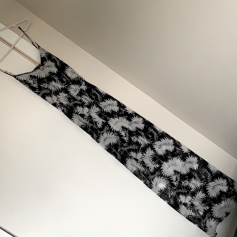 Flowy Palm Leaf Dress-never worn